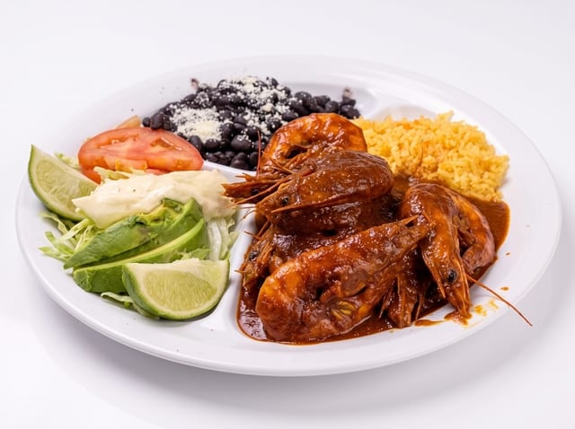 Camarones con Mole (Shrimp with Mole Sauce).