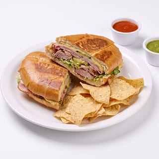 Torta de Carne Asada